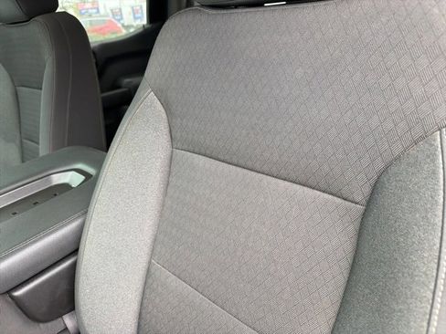 Used 2022 Chevrolet Silverado 1500 Custom w/ Safety Confidence Package image 14