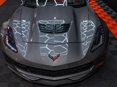 Used 2016 Chevrolet Corvette Z06 w/ 2LZ Preferred Equipment Group RWD image 11