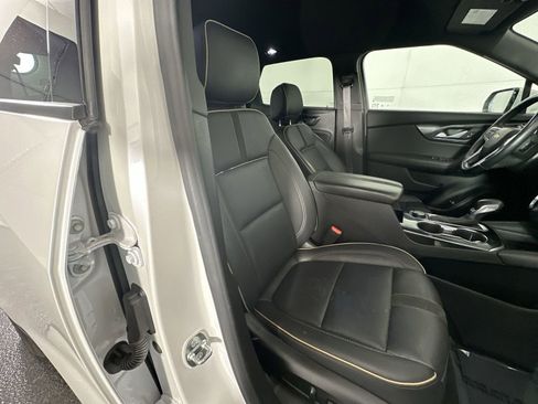 Used 2022 Chevrolet Blazer Premier FWD image 26