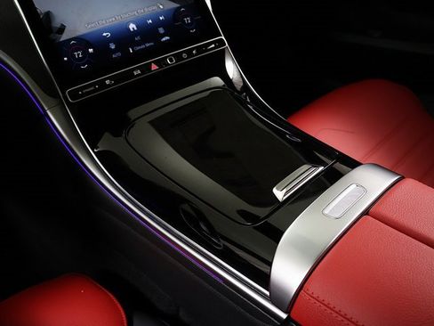 New 2026 Mercedes-Benz C 300 4MATIC Sedan image 23