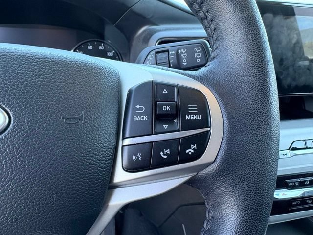 Used 2023 Ford Explorer XLT w/ Equipment Group 202A AWD/4WD image 19