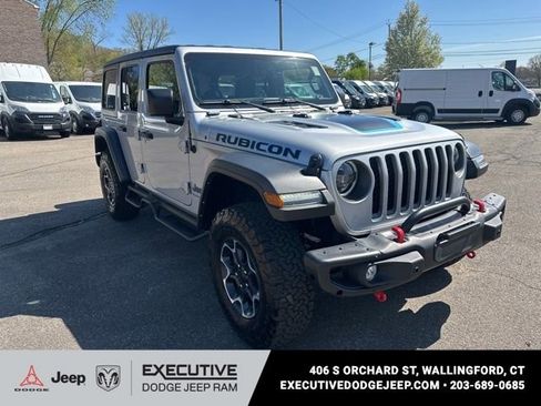 Used 2023 Jeep Wrangler Unlimited Rubicon 4xe w/ Cold Weather Group AWD/4WD image 2