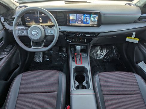 New 2026 Nissan Kicks SR FWD image 9