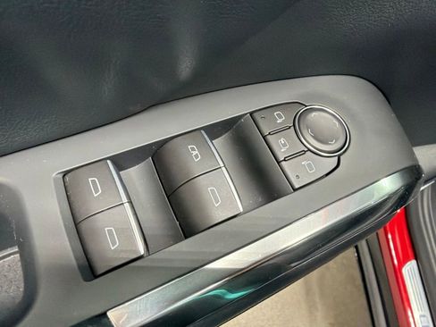 Used 2026 Chevrolet Traverse RS w/ LPO, Floor Liner Package AWD/4WD image 27