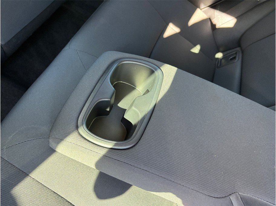 Used 2022 Toyota Corolla LE FWD image 31