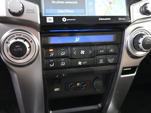 Used 2024 Toyota 4Runner Limited image 31