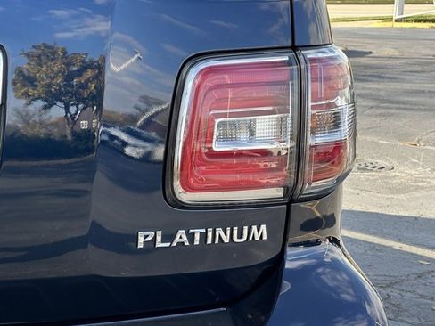 Used 2020 Nissan Armada Platinum w/ Captain's Chairs Package image 15
