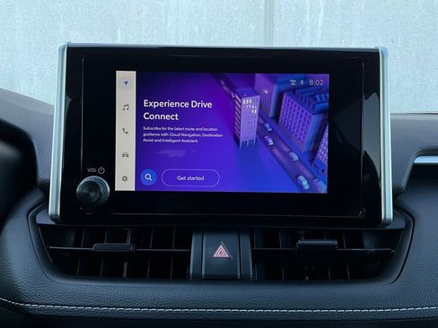 Used 2025 Toyota RAV4 XLE image 30