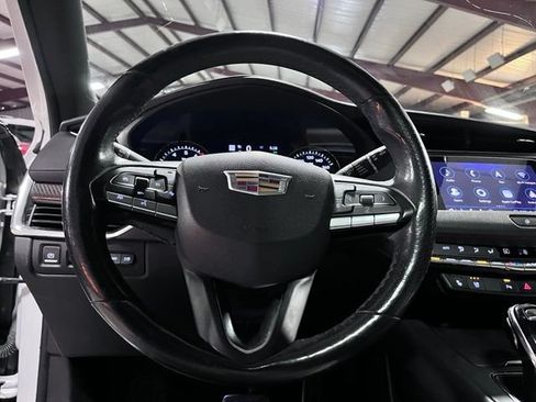 Used 2021 Cadillac XT4 Sport FWD image 18