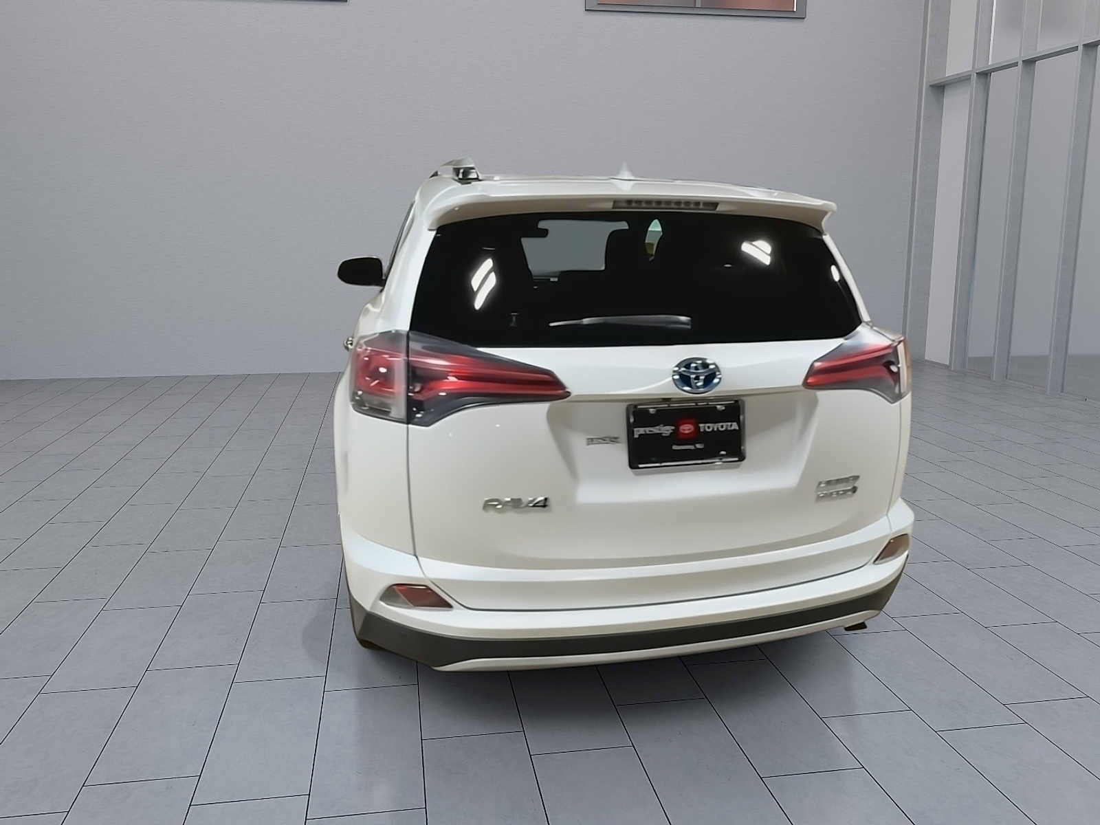 Used 2016 Toyota RAV4 Limited w/ Advanced Technology Package AWD/4WD image 7
