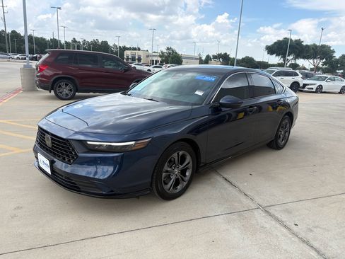 Used 2024 Honda Accord EX-L image 4