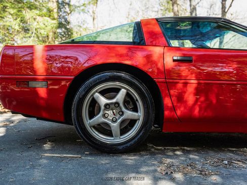 Used 1994 Chevrolet Corvette ZR1 RWD image 10