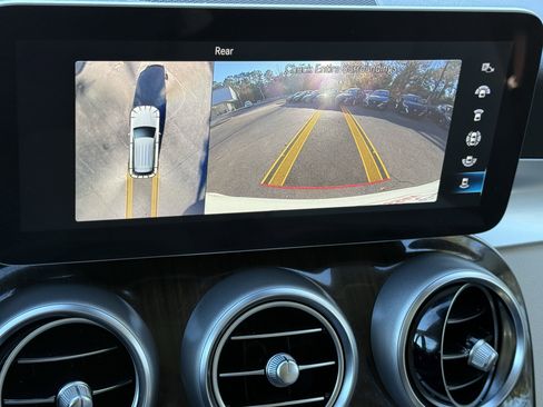 Used 2022 Mercedes-Benz GLC 300 image 23