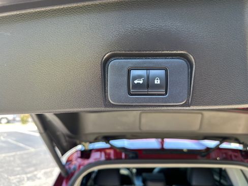 Used 2023 Nissan Rogue SL w/ SL Premium Package AWD/4WD image 17