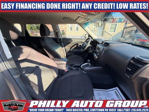 Used 2016 Kia Soul FWD image 16