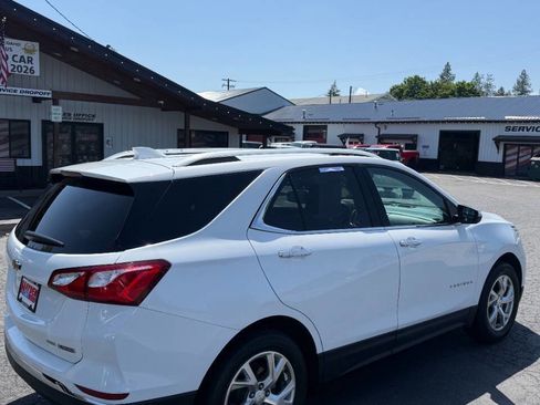Used 2018 Chevrolet Equinox Premier AWD/4WD image 6