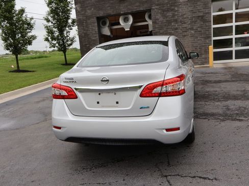 Used 2014 Nissan Sentra S FWD image 11