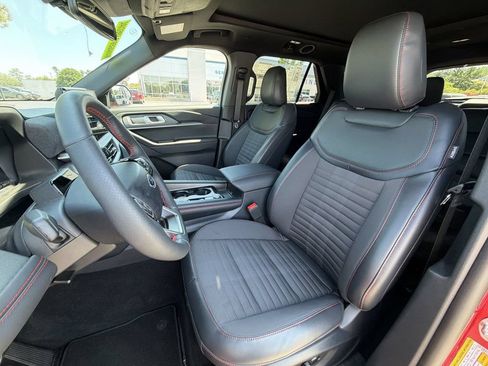 New 2026 Ford Explorer ST-Line w/ ST-Line Street Pack AWD/4WD image 11
