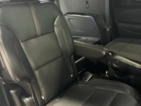 Used 2022 Chevrolet Traverse RS w/ LPO, Floor Liner Package FWD image 43