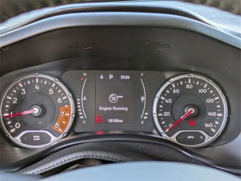 Certified 2023 Jeep Renegade Latitude w/ Premium Group image 14