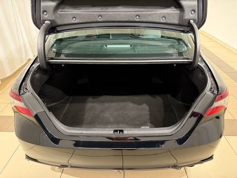 Certified 2023 Toyota Camry SE image 11