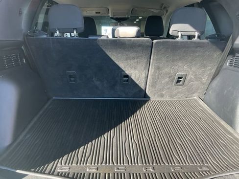 Used 2022 Ford Escape SE w/ Convenience Package image 25