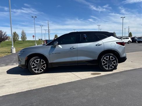 Certified 2023 Chevrolet Blazer RS w/ Driver Confidence II Package FWD image 6