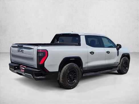 Used 2024 GMC Sierra EV Denali AWD/4WD image 5