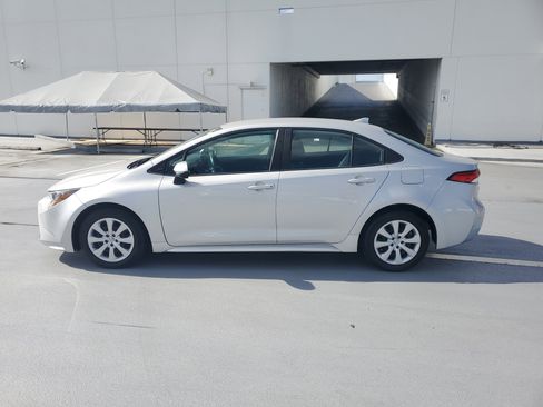 Certified 2023 Toyota Corolla LE image 6