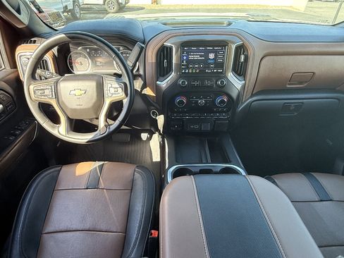 Used 2023 Chevrolet Silverado 3500 High Country w/ Z71 Off-Road Package AWD/4WD image 20