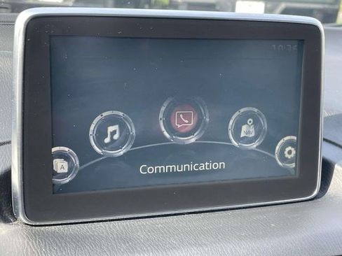 Used 2014 MAZDA MAZDA3 i Touring w/ Technology Package image 33