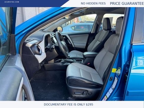 Used 2017 Toyota RAV4 Limited image 10