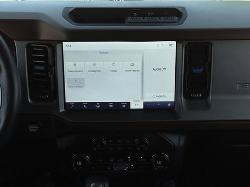 Used 2023 Ford Bronco Outer Banks AWD/4WD image 17