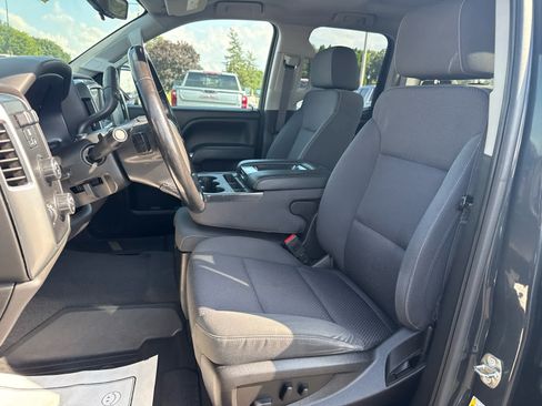 Certified 2019 Chevrolet Silverado 1500 LT w/ All Star Edition AWD/4WD image 10