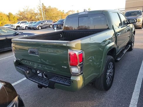 Used 2022 Toyota Tacoma Limited image 2