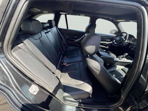 Used 2017 BMW 330i xDrive Wagon AWD/4WD image 23