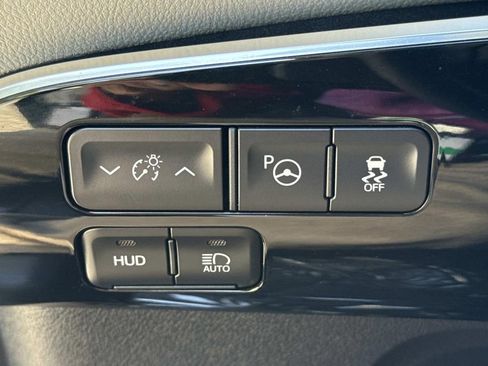 Used 2019 Toyota Prius Limited image 41