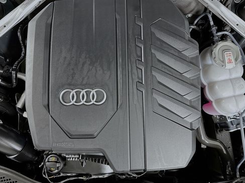Used 2025 Audi A5 2.0T Premium Plus w/ Premium Plus AWD/4WD image 13