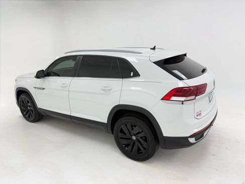 Used 2022 Volkswagen Atlas Cross Sport SE AWD/4WD image 37