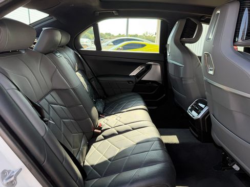 Used 2023 BMW 740i w/ Executive Package RWD image 24