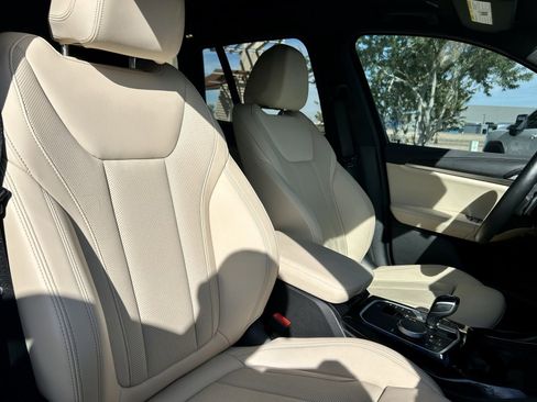 Used 2023 BMW X3 M40i w/ Premium Package image 13