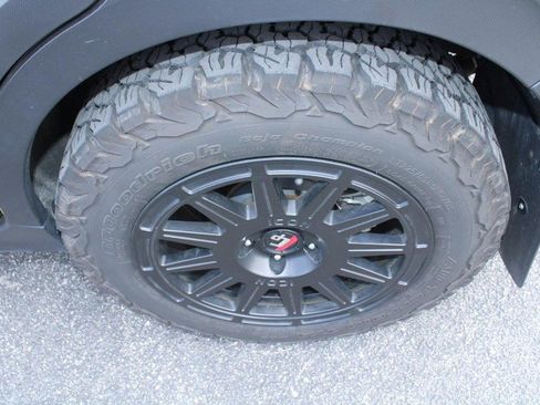 Used 2024 Subaru Crosstrek 2.5i Sport image 7