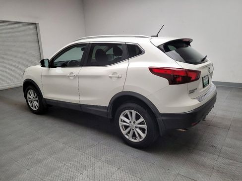 Used 2017 Nissan Rogue Sport SV image 3