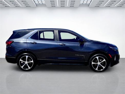 Used 2022 Chevrolet Equinox LT image 4