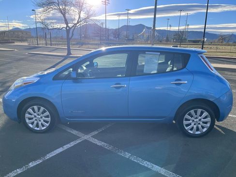 Used 2013 Nissan Leaf S w/ Charger Pkg image 8