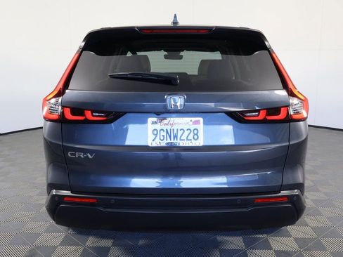 Used 2023 Honda CR-V EX-L image 6