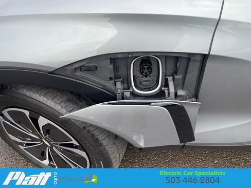 Used 2024 Chevrolet Blazer EV LT image 53