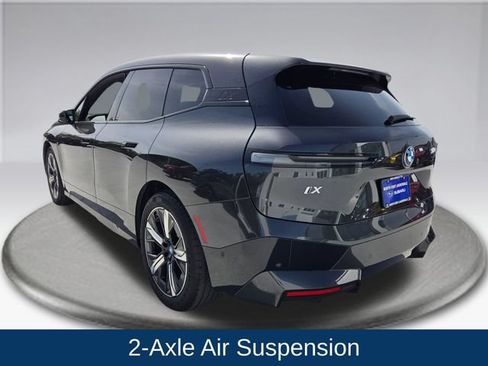 Used 2023 BMW iX xDrive50 w/ Premium Package AWD/4WD image 15