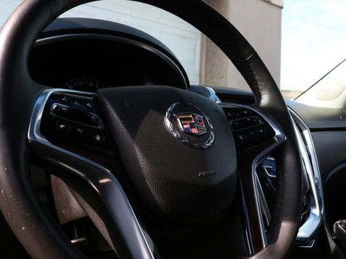 Used 2015 Cadillac SRX Luxury w/ Driver Awareness Package AWD/4WD image 25
