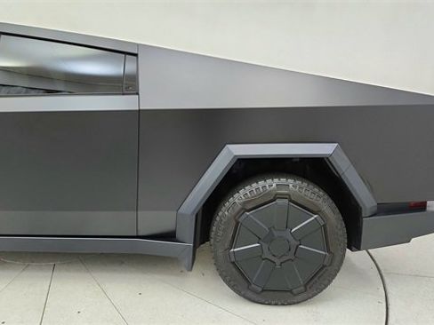 Used 2024 Tesla Cybertruck Cyberbeast image 10